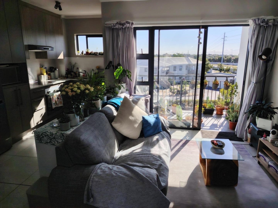 1 Bedroom Property for Sale in Sonstraal Heights Western Cape